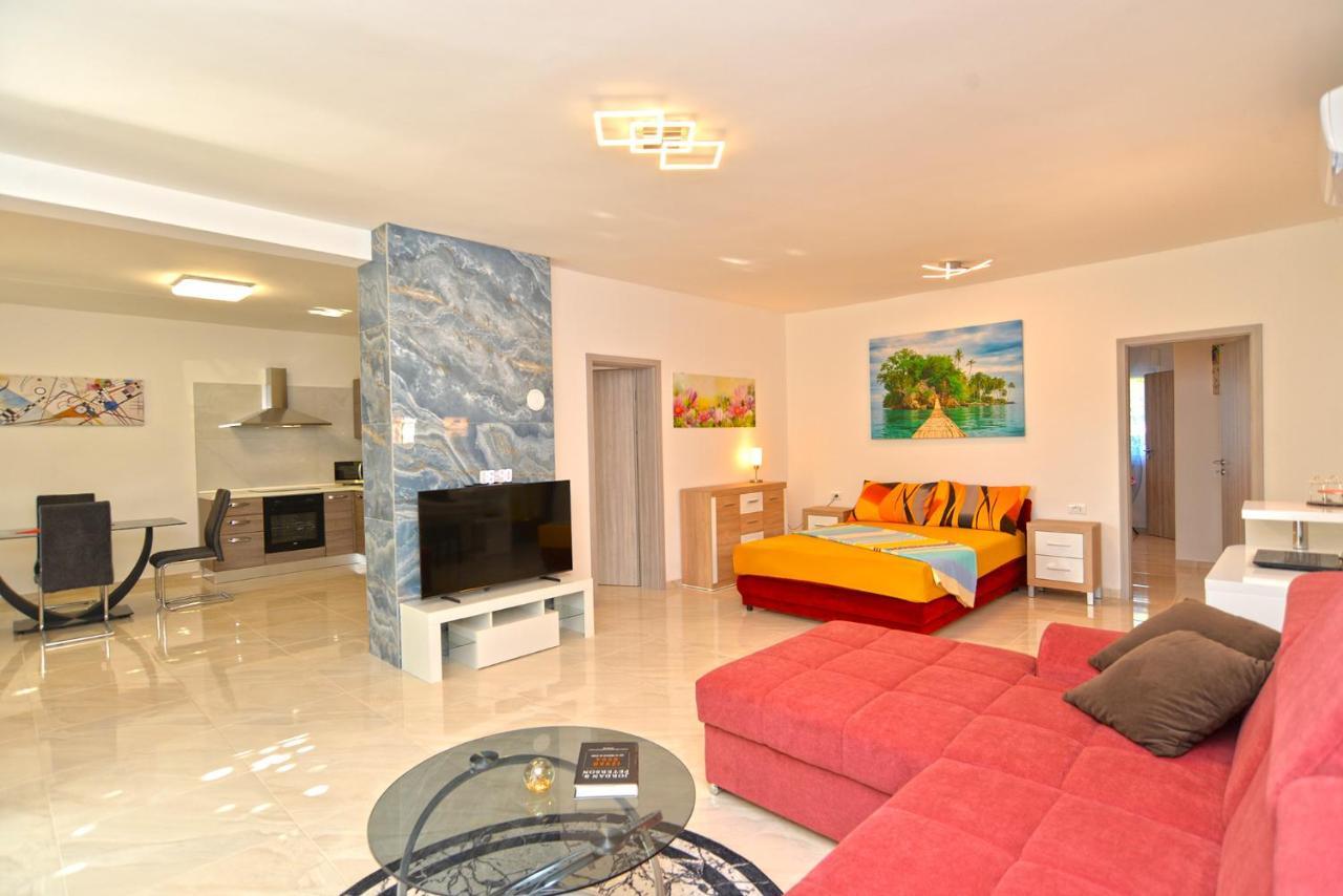Apartments Mala Vala 925 - Adapted ฟาชานา ภายนอก รูปภาพ