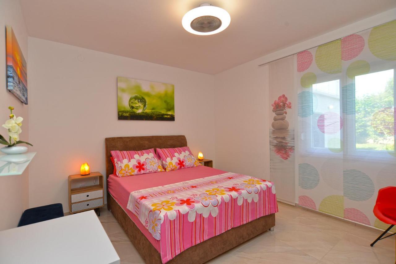 Apartments Mala Vala 925 - Adapted ฟาชานา ภายนอก รูปภาพ